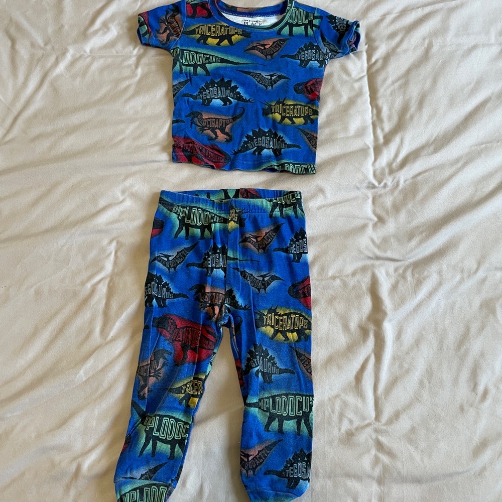 Lot of 2 Piece Pyjama Sets - Picture 5 of 8